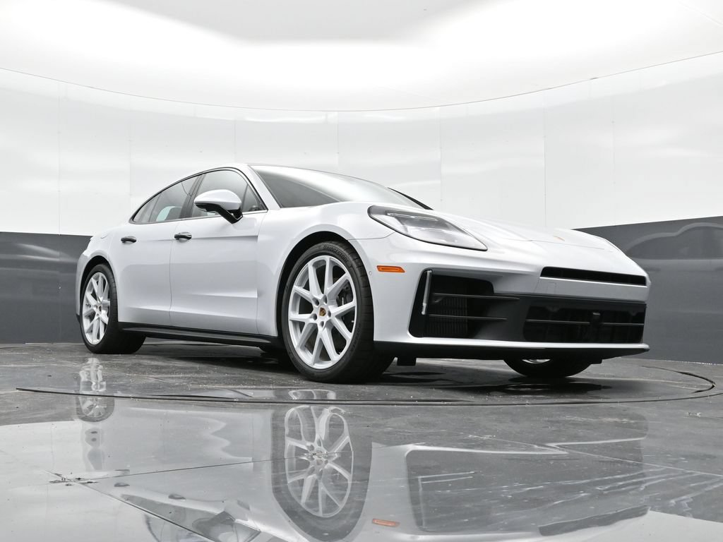Certified 2025 Porsche Panamera RWD image 40