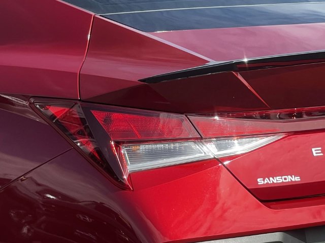 Certified 2025 Hyundai Elantra Sport FWD image 9