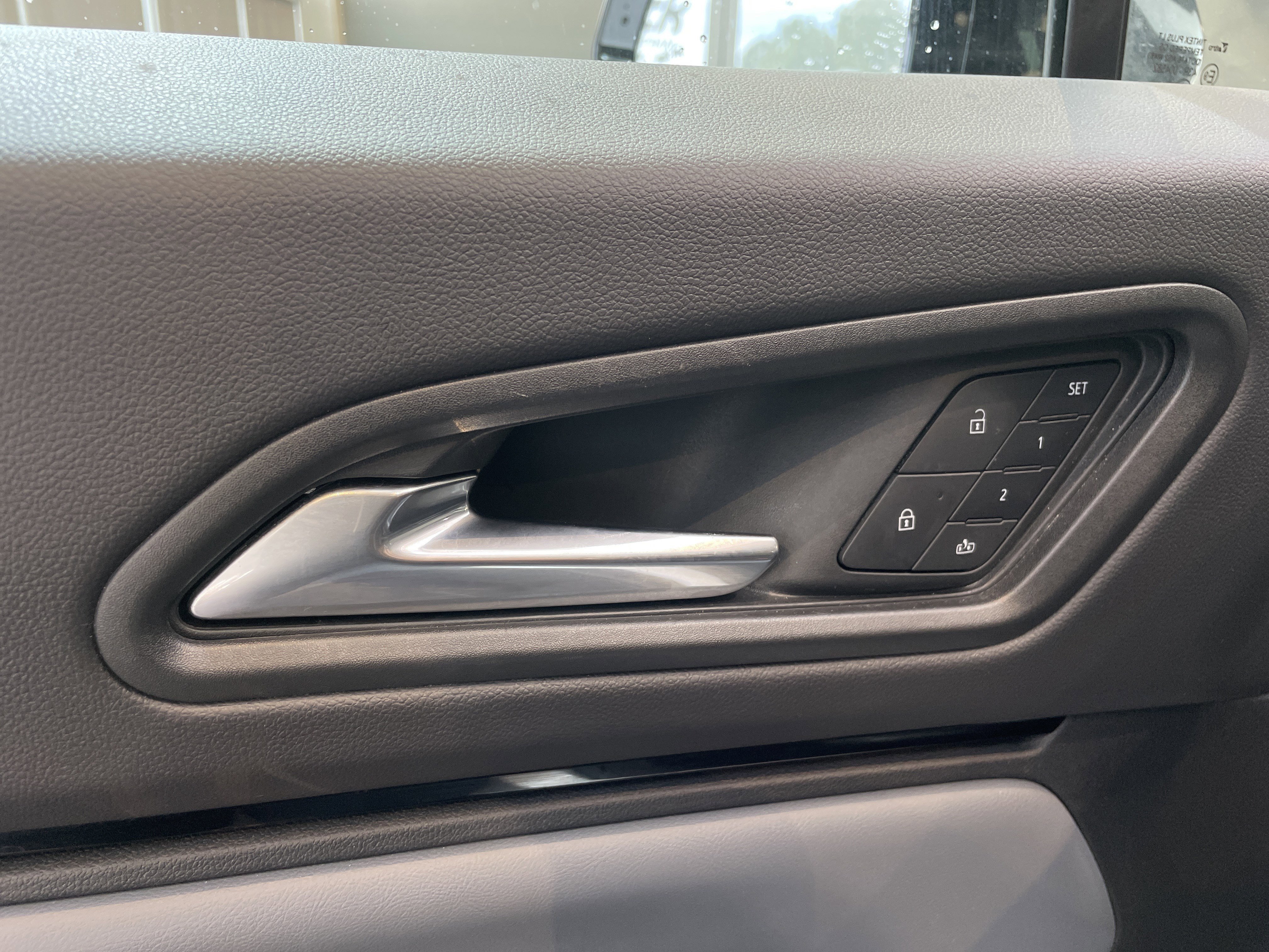 Used 2025 Honda Prologue Touring image 15