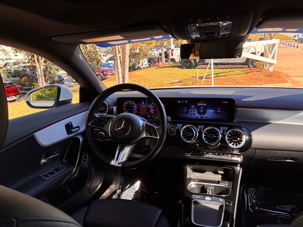Used 2025 Mercedes-Benz CLA 250 4MATIC image 17