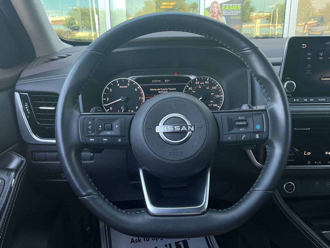 Used 2023 Nissan Rogue SL FWD image 34