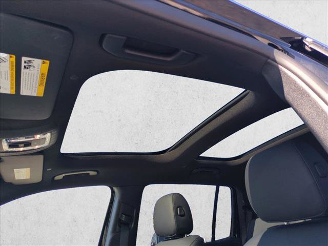 Used 2025 Mercedes-Benz GLB 250 image 18