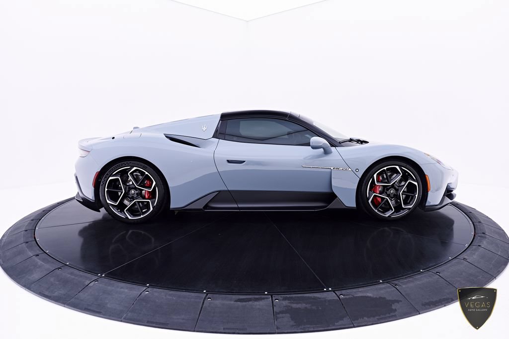 Used 2023 Maserati MC20 Spyder RWD image 16