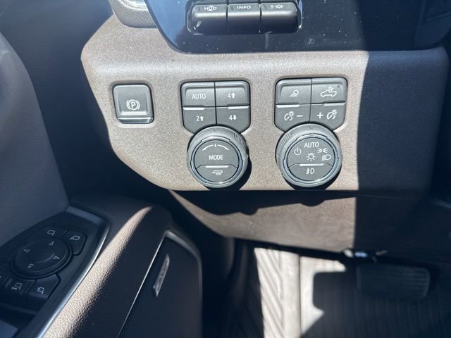 New 2026 Chevrolet Silverado 2500 LTZ w/ LTZ Convenience Package image 21