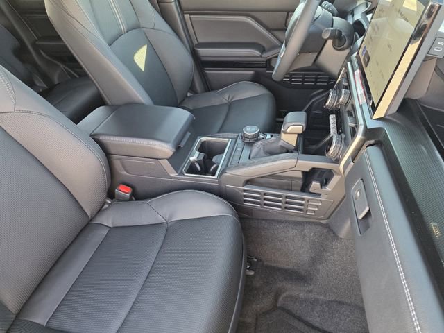 New 2025 Toyota 4Runner Limited image 11