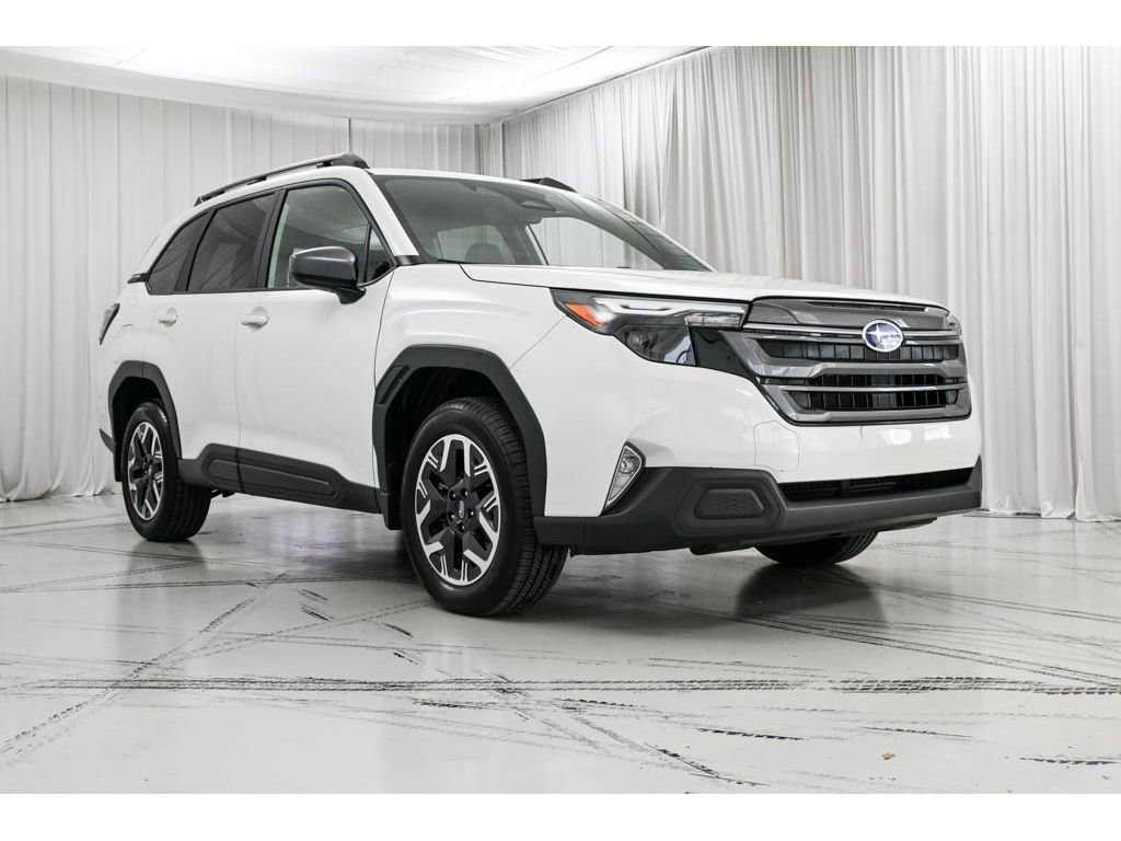 Used 2025 Subaru Forester Premium w/ Convenience Package #2 AWD/4WD image 2
