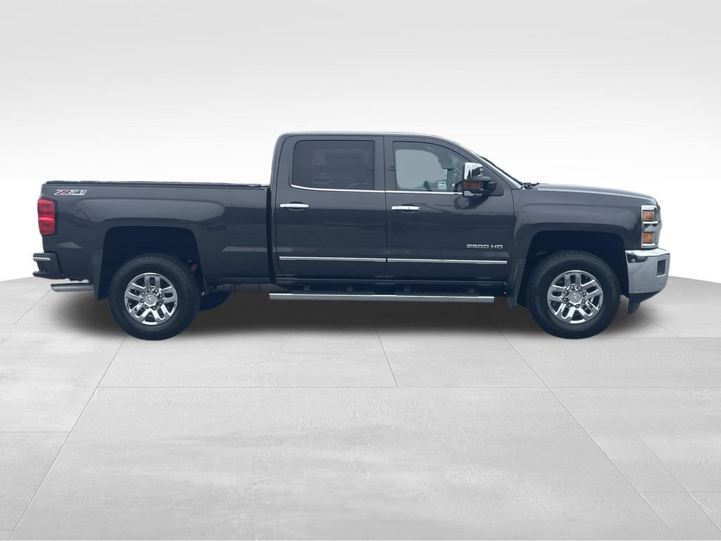 Used 2015 Chevrolet Silverado 2500 LTZ w/ LTZ Plus Package AWD/4WD image 2