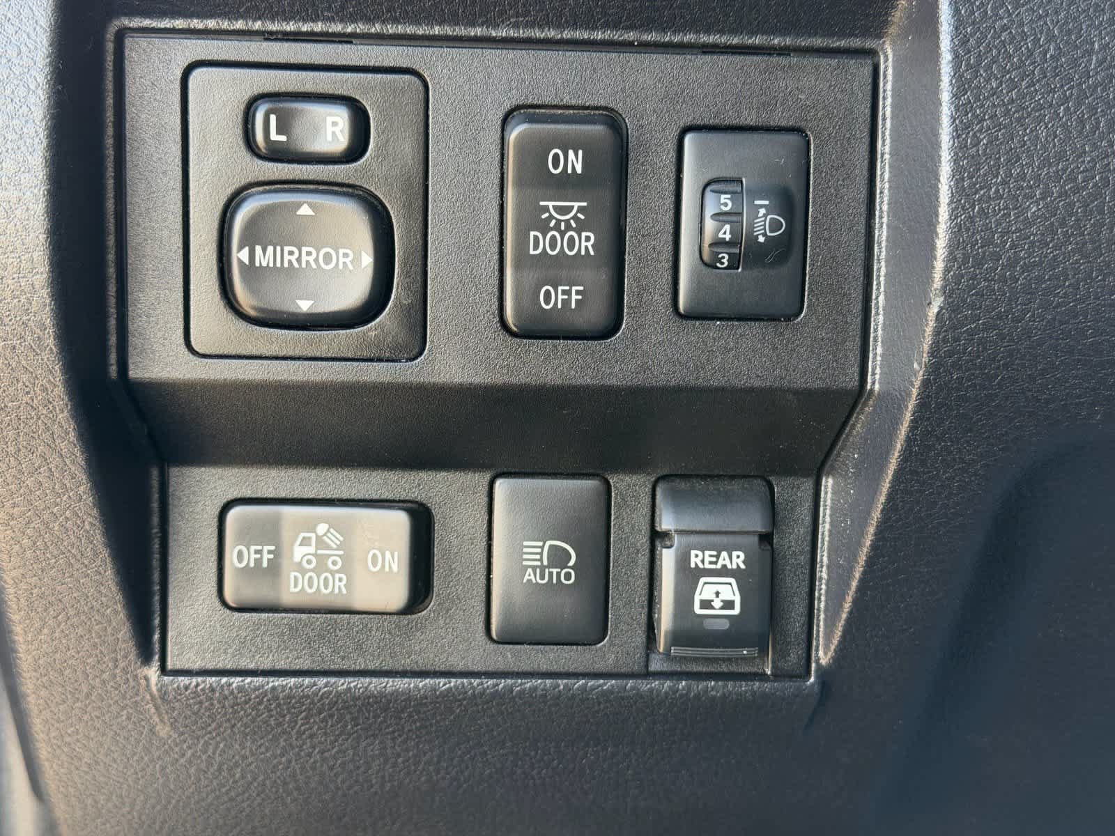 Used 2019 Toyota Tundra Limited w/ TRD Off Road Package RWD image 24