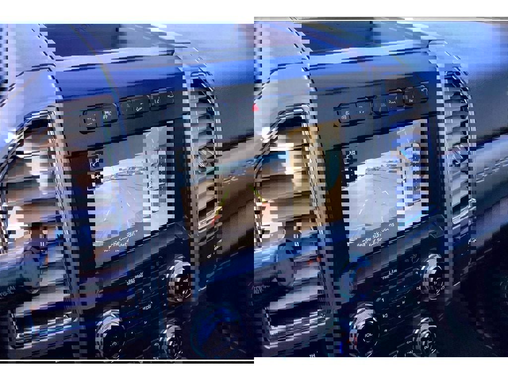 Used 2017 Ford F350 Platinum w/ Platinum Ultimate Package image 23