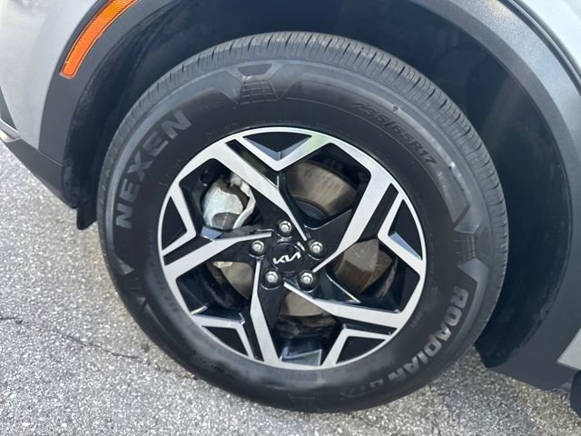 Used 2024 Kia Sportage LX image 27