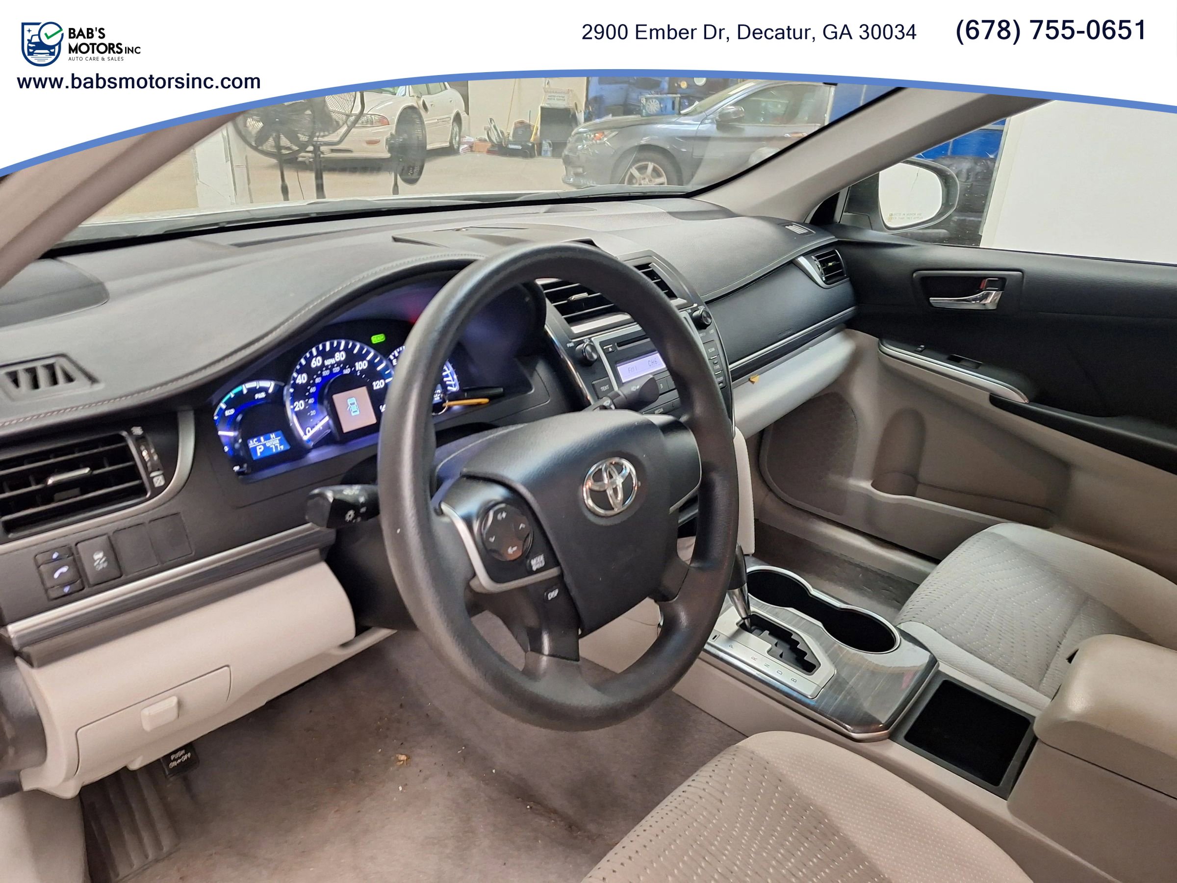 Used 2012 Toyota Camry LE FWD image 17