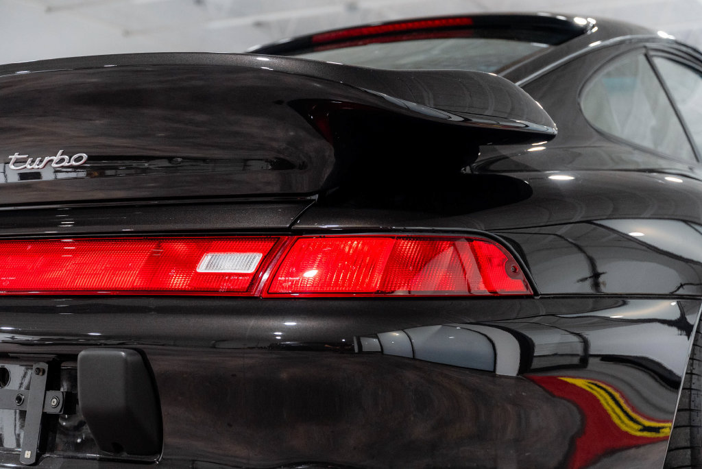 Used 1997 Porsche 911 Turbo AWD/4WD image 34