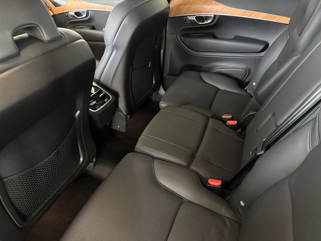 Certified 2023 Volvo XC90 B6 Plus w/ Protection Package Premier AWD/4WD image 11