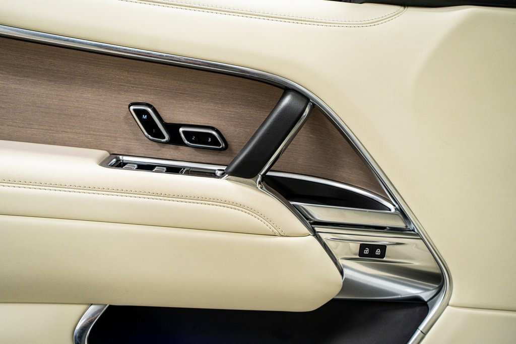 Used 2024 Land Rover Range Rover SE image 30