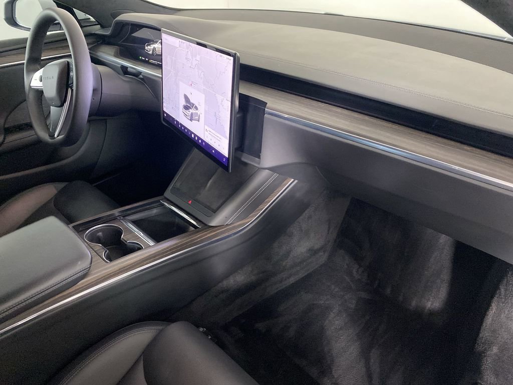 Used 2022 Tesla Model S image 26