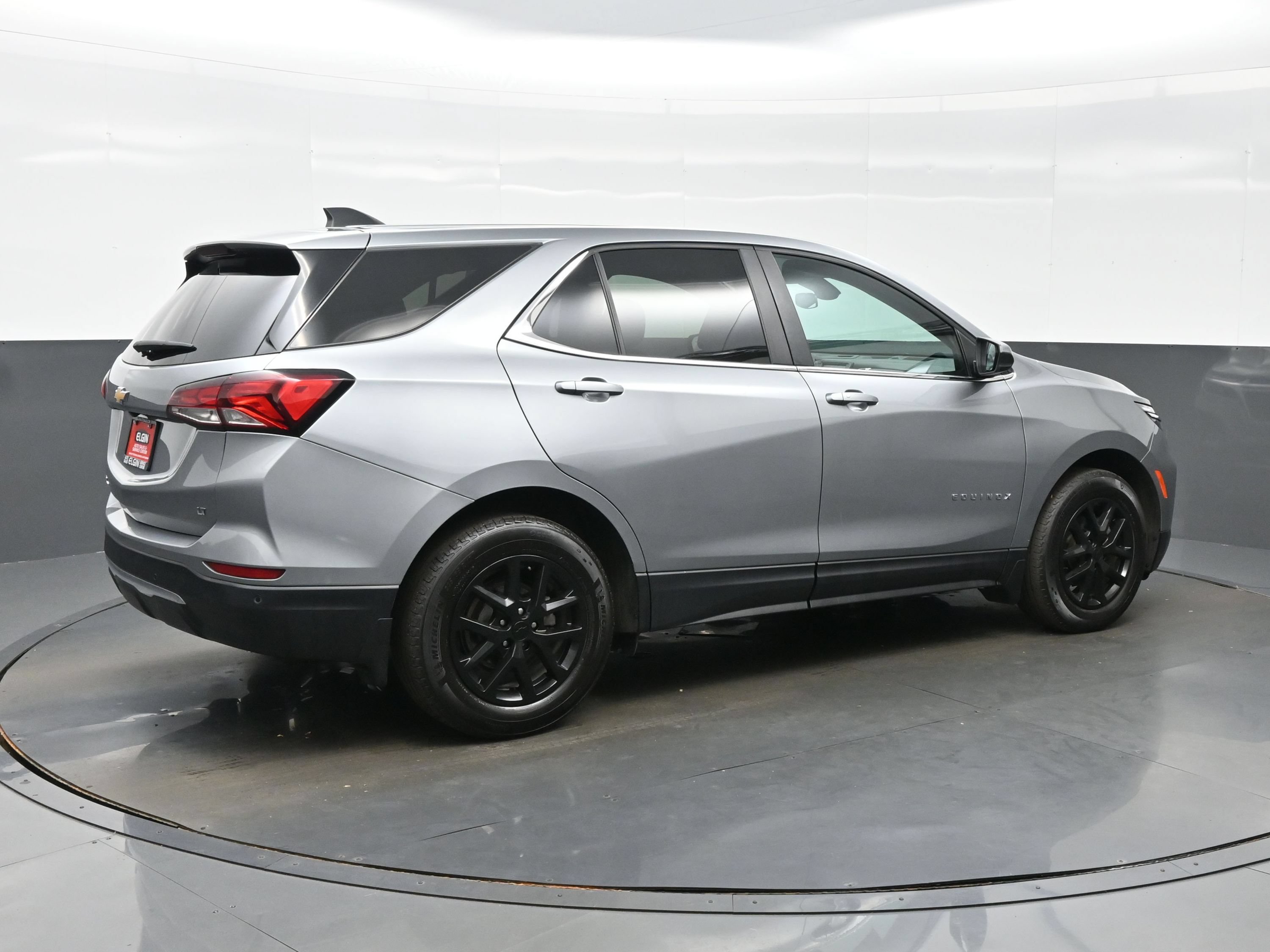 Used 2024 Chevrolet Equinox LT w/ LPO, Floor Liner Package FWD image 6