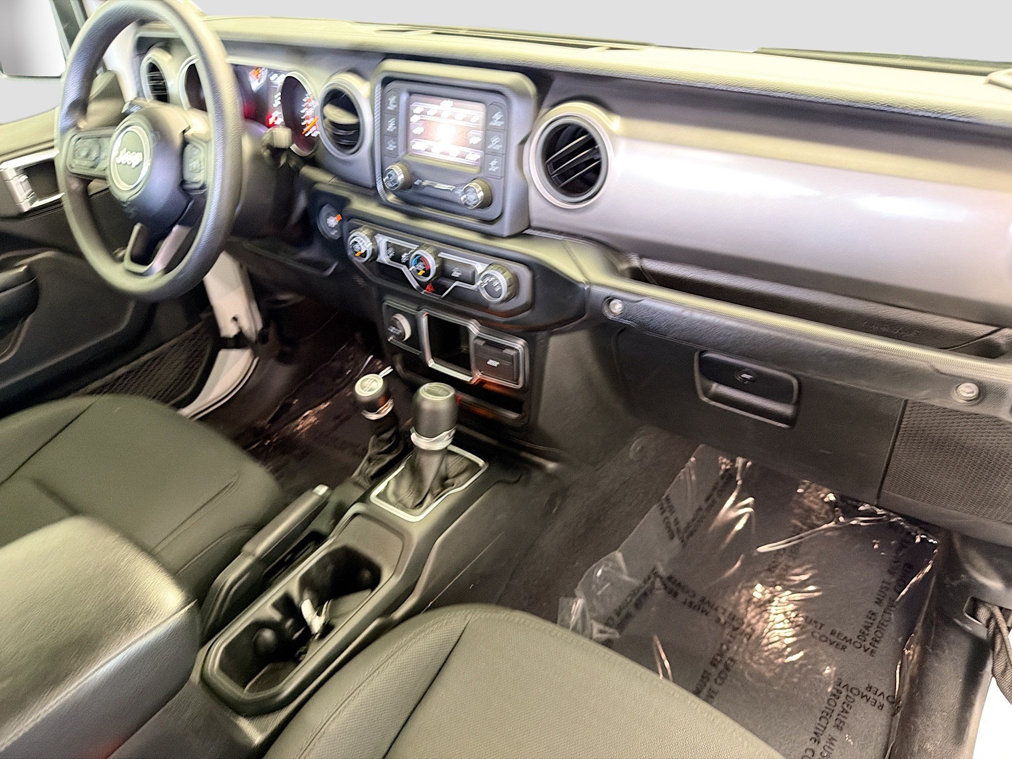 Used 2021 Jeep Gladiator Sport AWD/4WD image 12