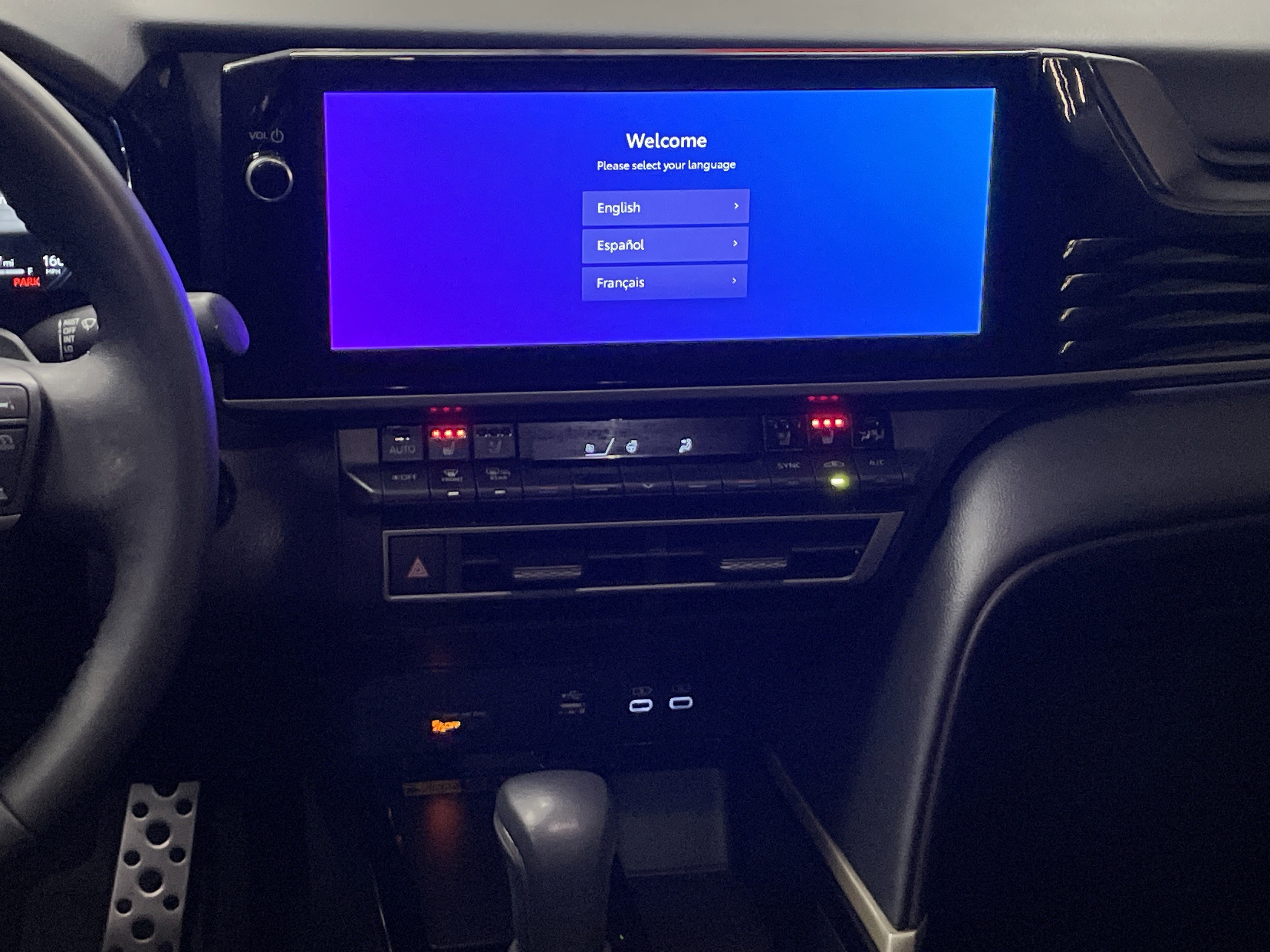 Used 2025 Toyota Camry XSE w/ Premium Package image 31