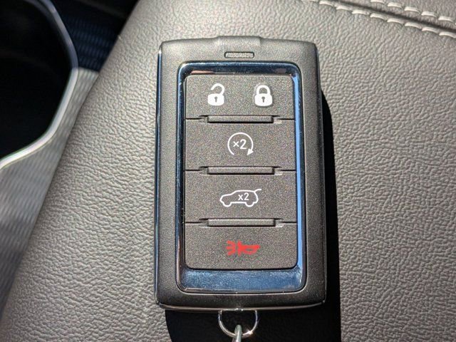 New 2025 Jeep Grand Cherokee L Limited w/ Black Appearance Package image 26