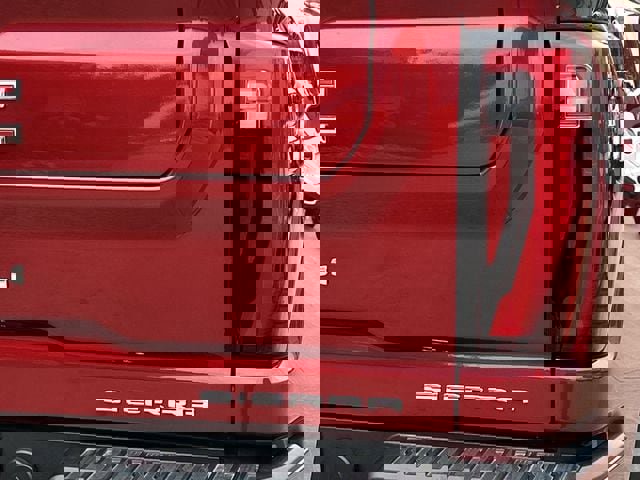 Used 2024 GMC Sierra 2500 Denali w/ Denali Reserve Package AWD/4WD image 8