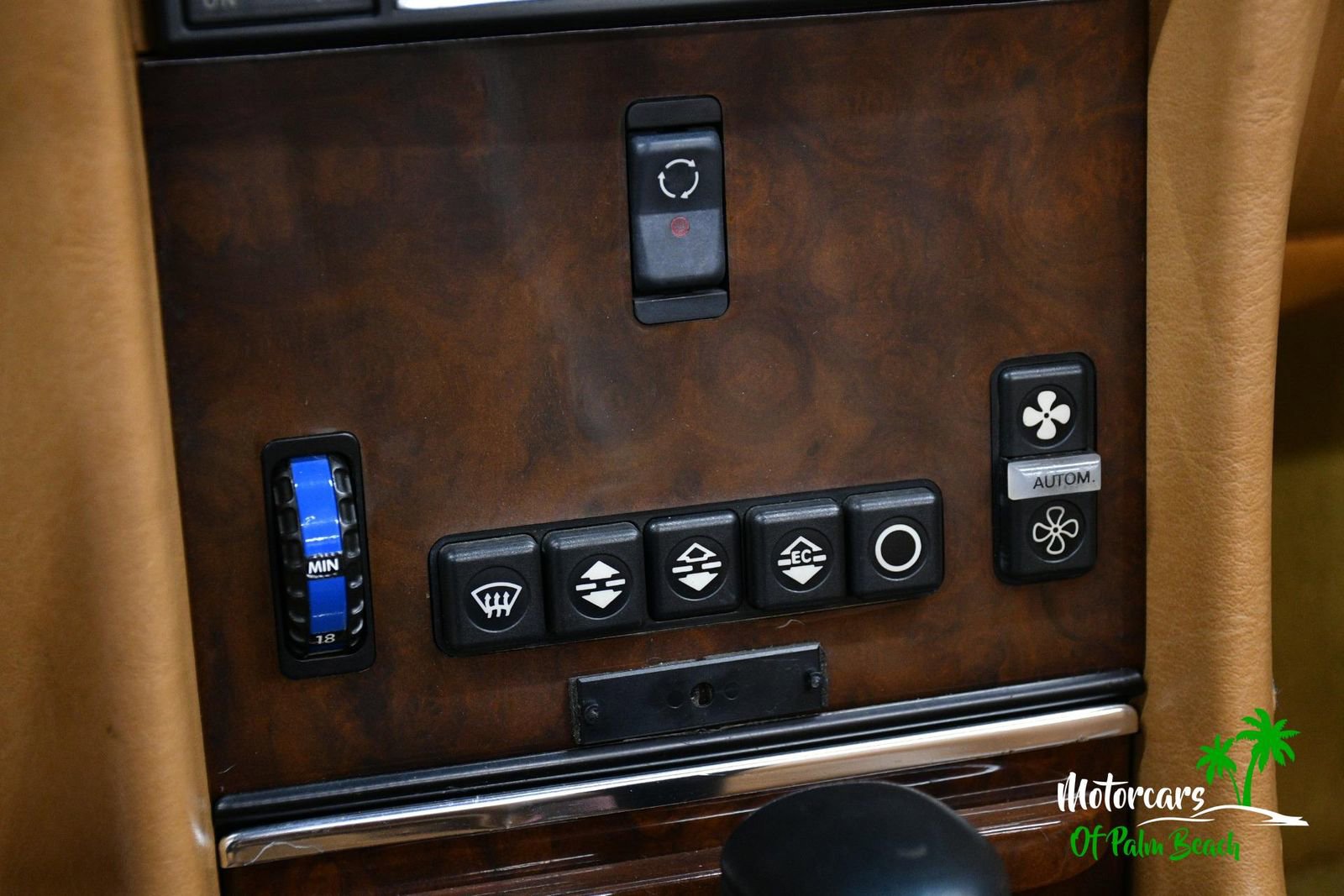 Used 1989 Mercedes-Benz 560 SL image 46