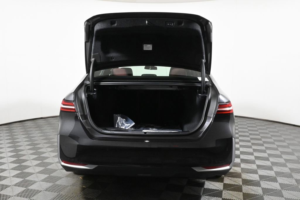 Used 2026 BMW 530i xDrive w/ Premium Package image 35