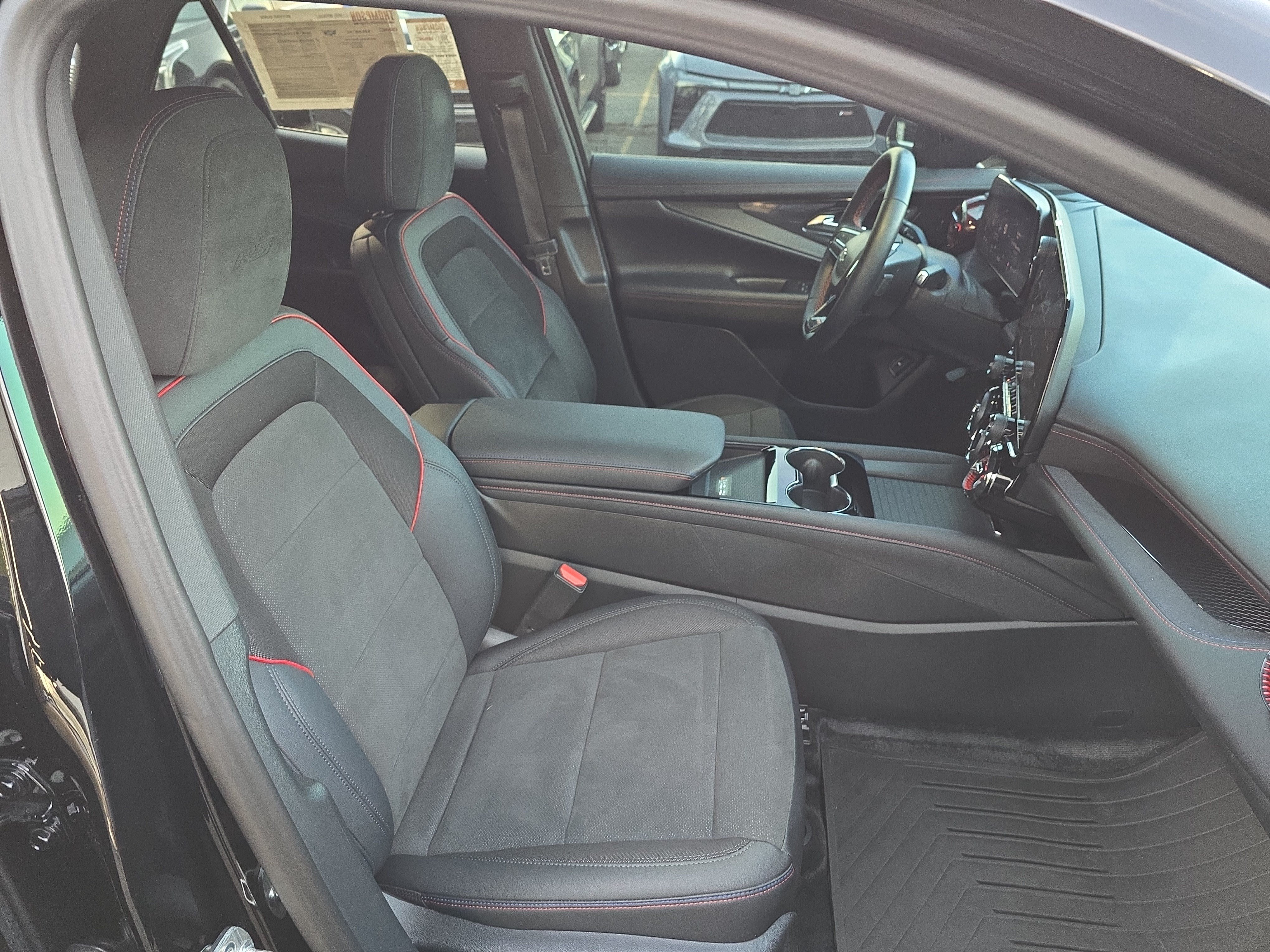 Used 2025 Chevrolet Blazer EV RS AWD/4WD image 10