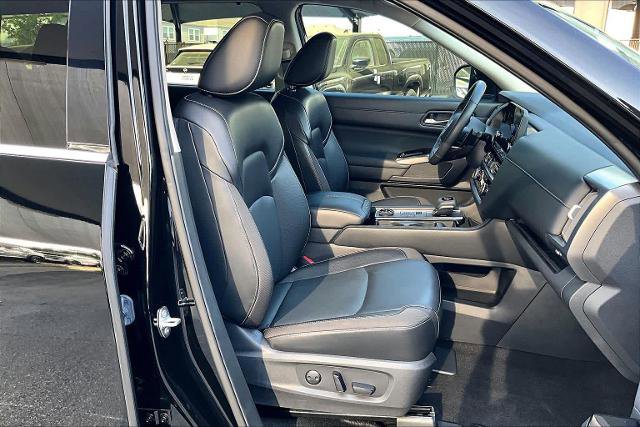 Certified 2023 Nissan Pathfinder SL image 9