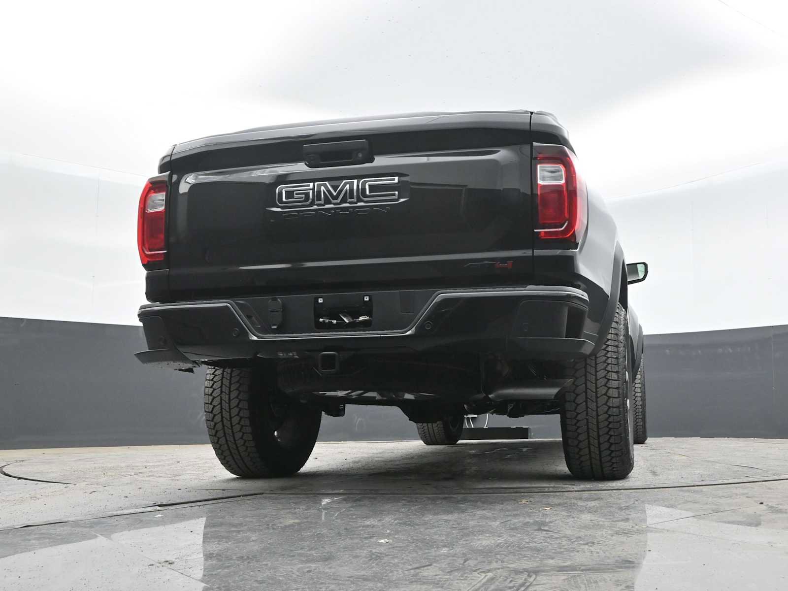 New 2025 GMC Canyon AT4 w/ Nightfall Edition image 46