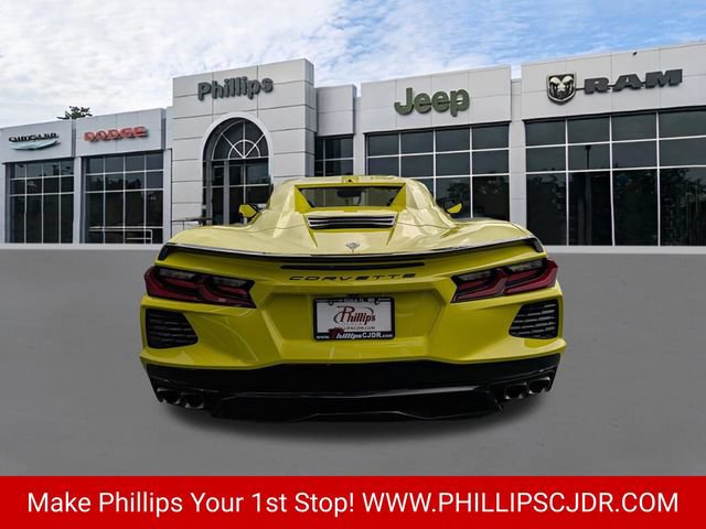 Used 2024 Chevrolet Corvette Stingray Convertible RWD image 4