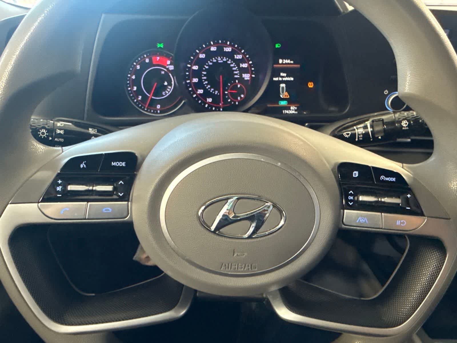 Used 2021 Hyundai Elantra SEL FWD image 21