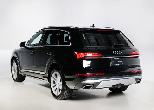 Certified 2025 Audi Q7 3.0T Premium w/ Convenience Package image 4
