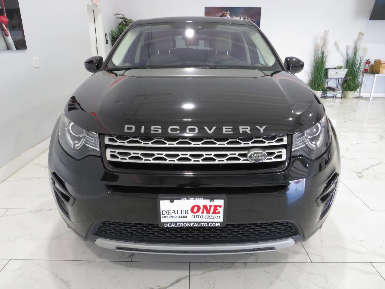 Used 2019 Land Rover Discovery Sport AWD/4WD image 6