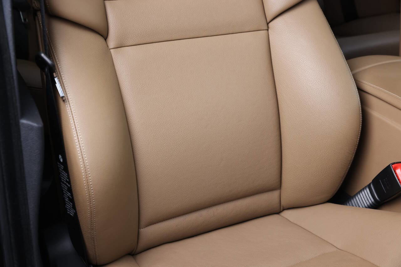 Used 2006 BMW M5 image 86