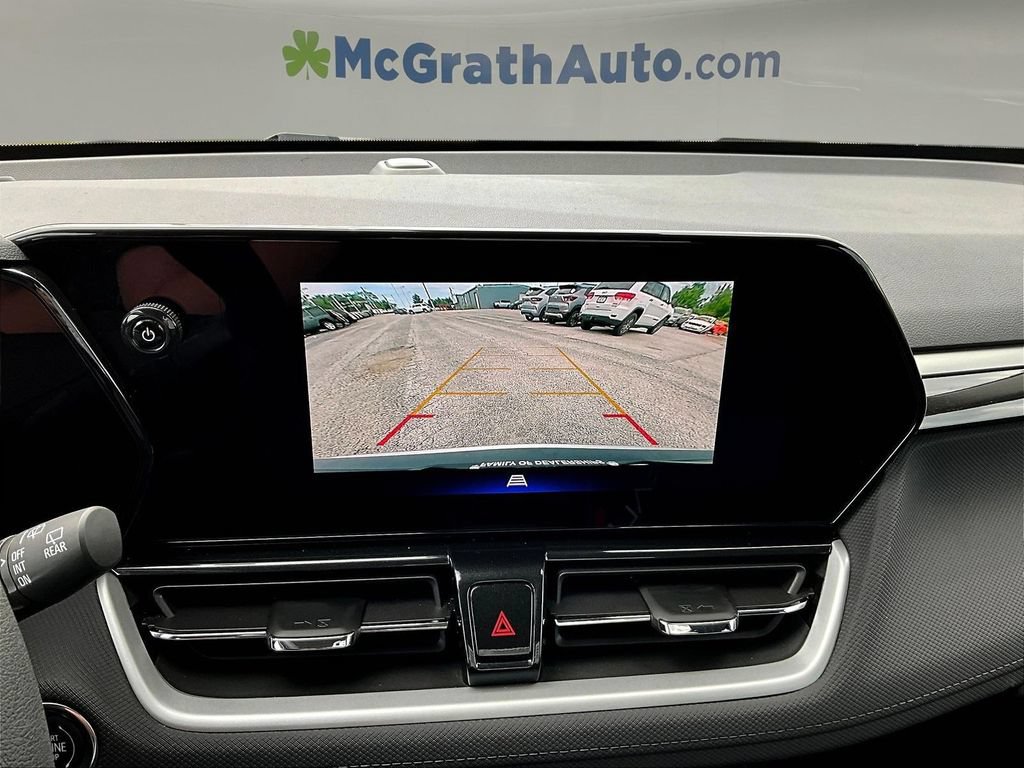 Used 2025 Chevrolet TrailBlazer LT FWD image 17