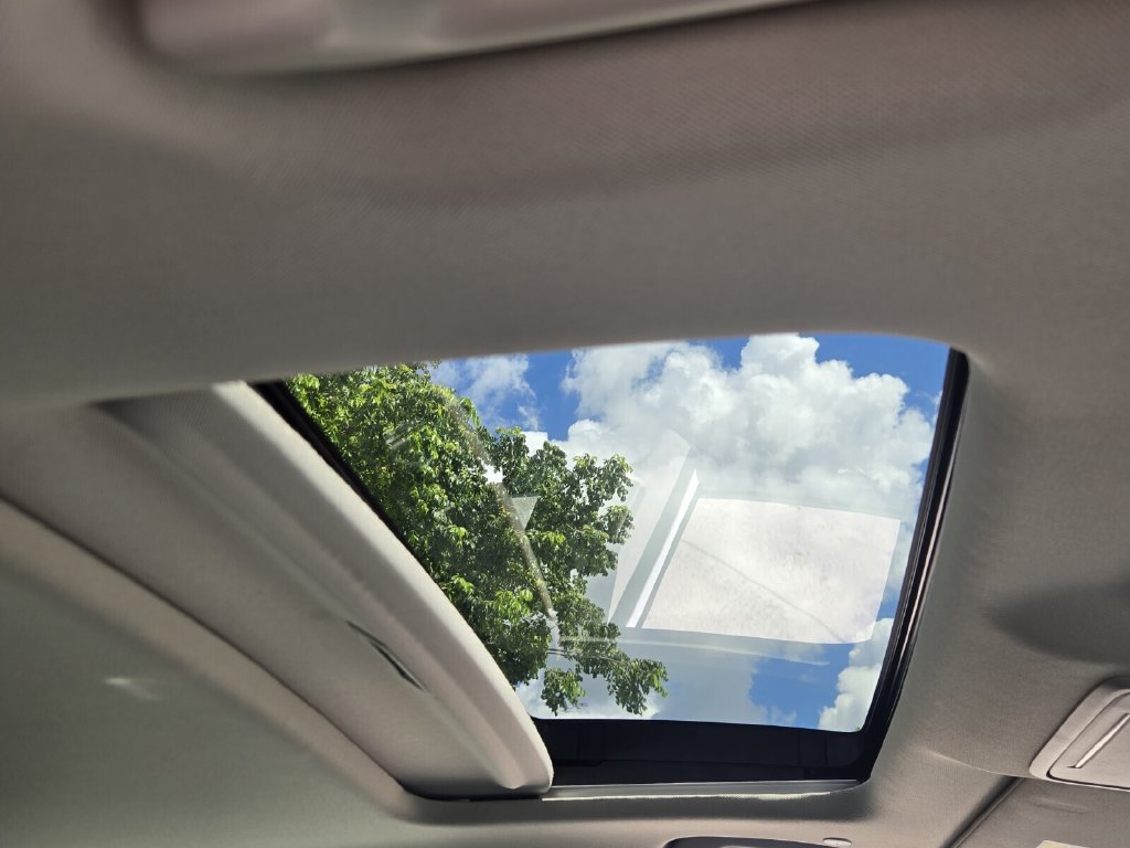 Certified 2023 Honda Accord EX-L image 18