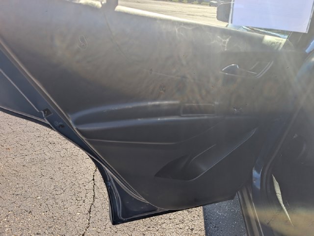 Used 2019 Chevrolet Equinox LT AWD/4WD image 10