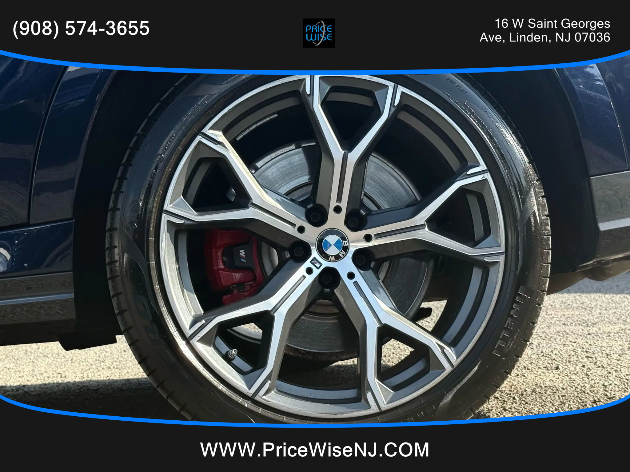 Used 2021 BMW X6 M50i w/ Executive Package image 29