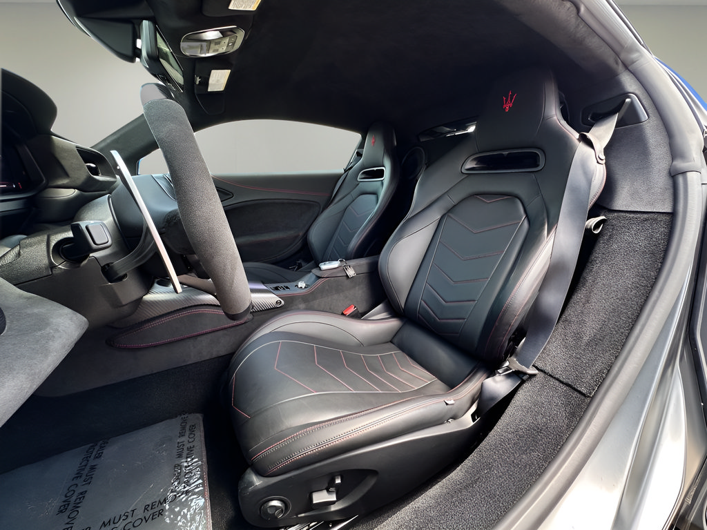 Used 2022 Maserati MC20 Coupe RWD image 7