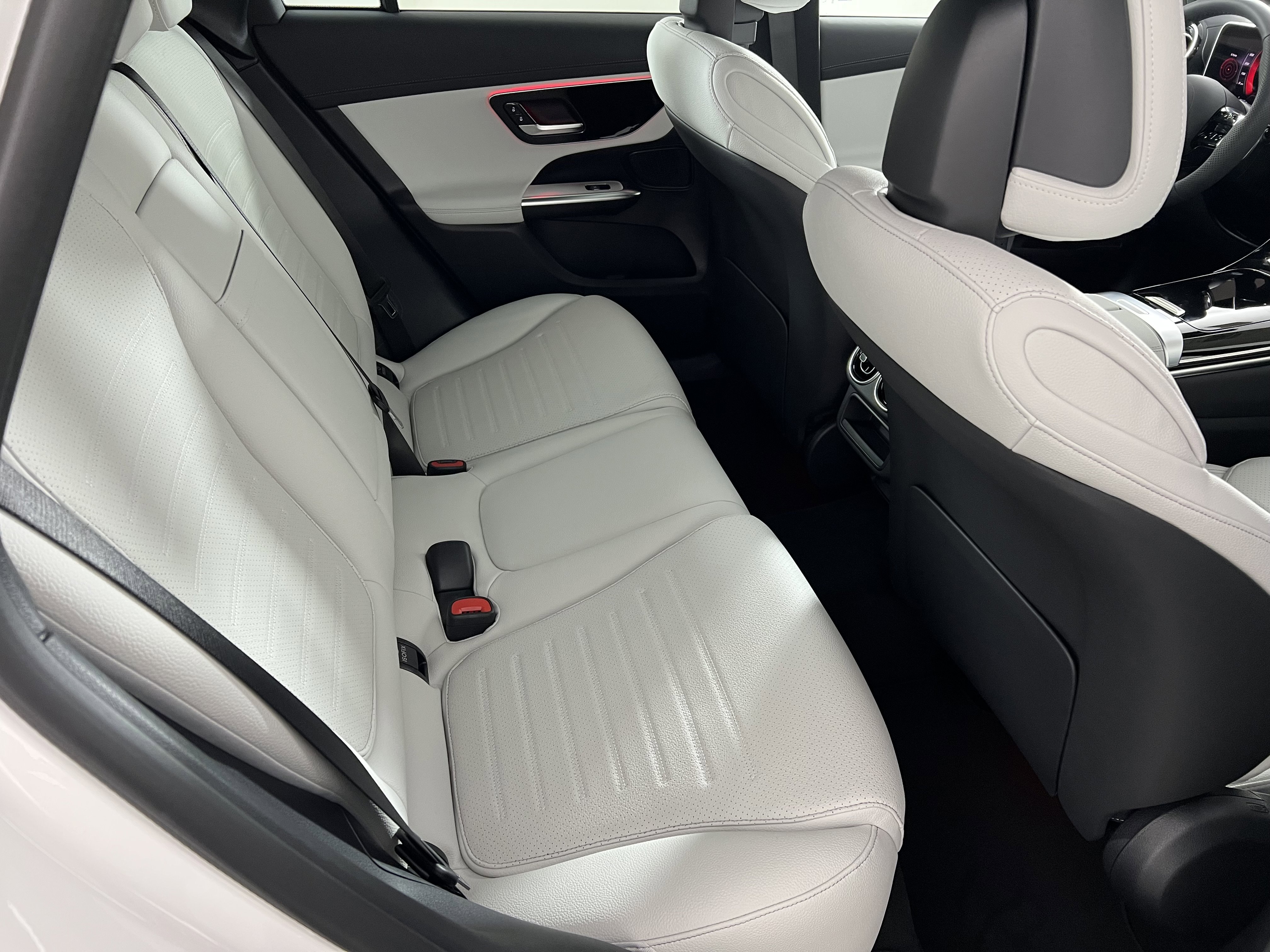 New 2026 Mercedes-Benz GLC 300 4MATIC image 25