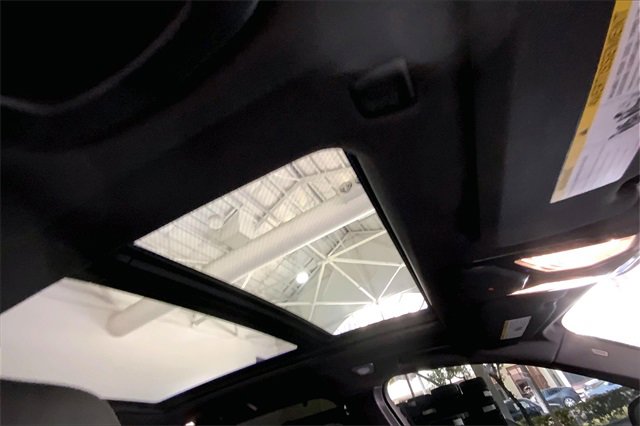 Used 2021 BMW X5 M50i w/ Executive Package image 21