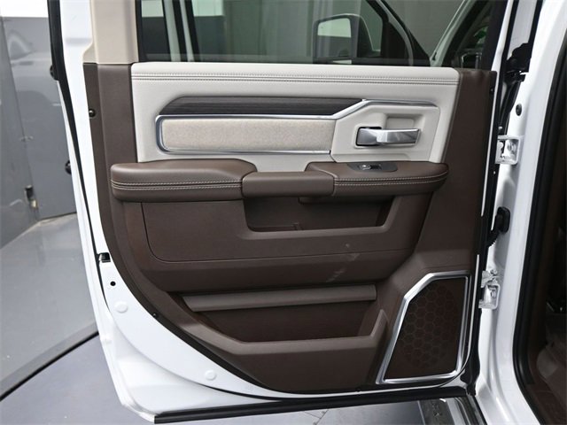 New 2025 RAM 2500 Laramie image 38