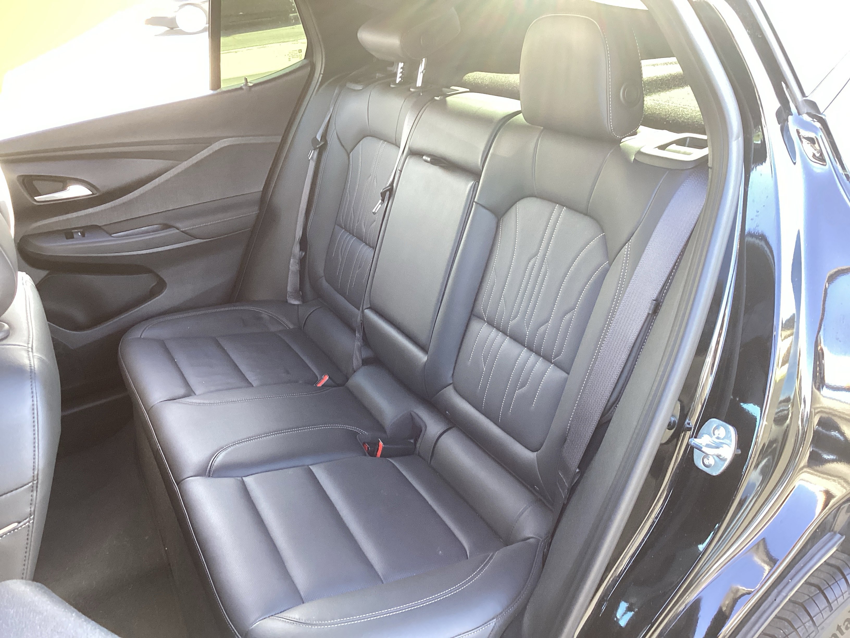 Used 2024 Buick Envista Avenir image 40