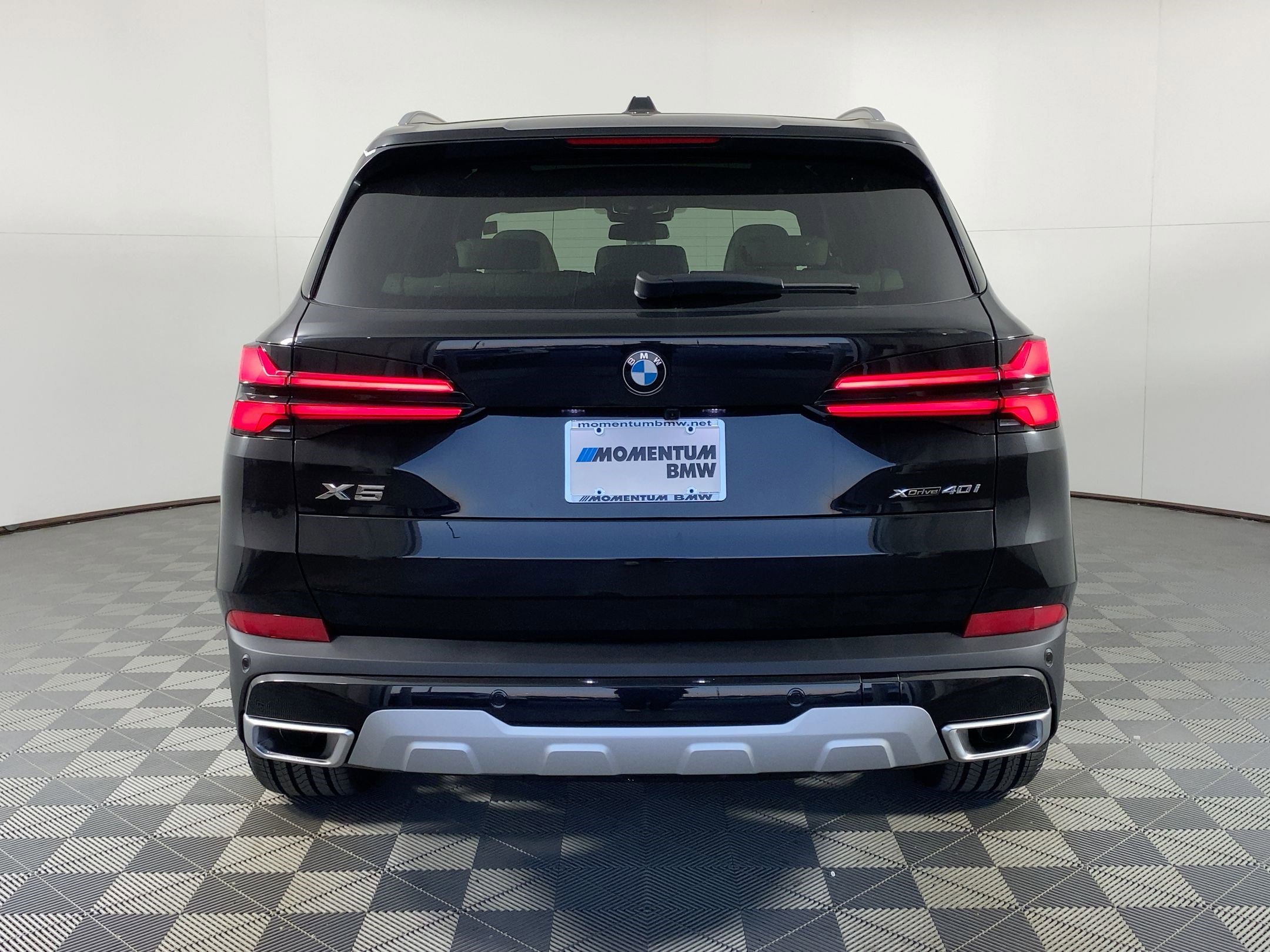 Used 2026 BMW X5 xDrive40i w/ Climate Comfort Package image 8