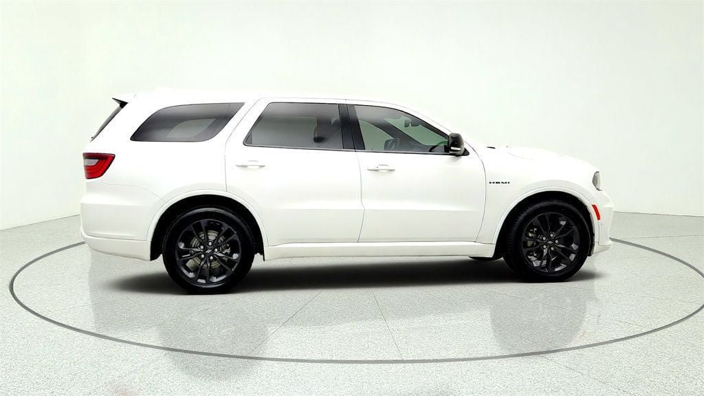 Used 2022 Dodge Durango R/T w/ Blacktop Package AWD/4WD image 4