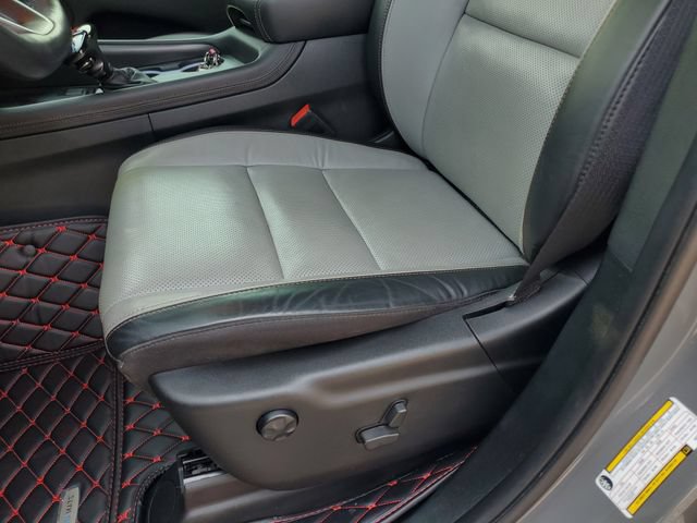Certified 2022 Dodge Durango R/T w/ Blacktop Package RWD image 23