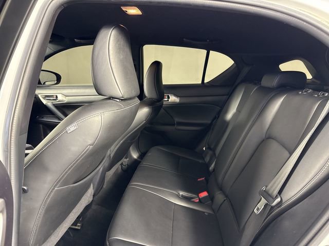 Used 2016 Lexus CT 200h w/ Navigation Package FWD image 22