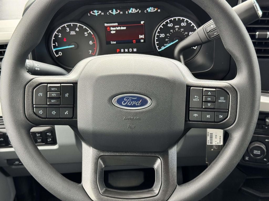 New 2026 Ford F250 XLT w/ FX4 Off-Road Package AWD/4WD image 16