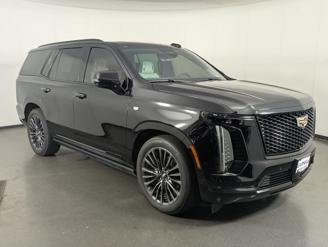 Used 2025 Cadillac Escalade Sport Platinum w/ LPO, Floor Liner Package AWD/4WD image 2