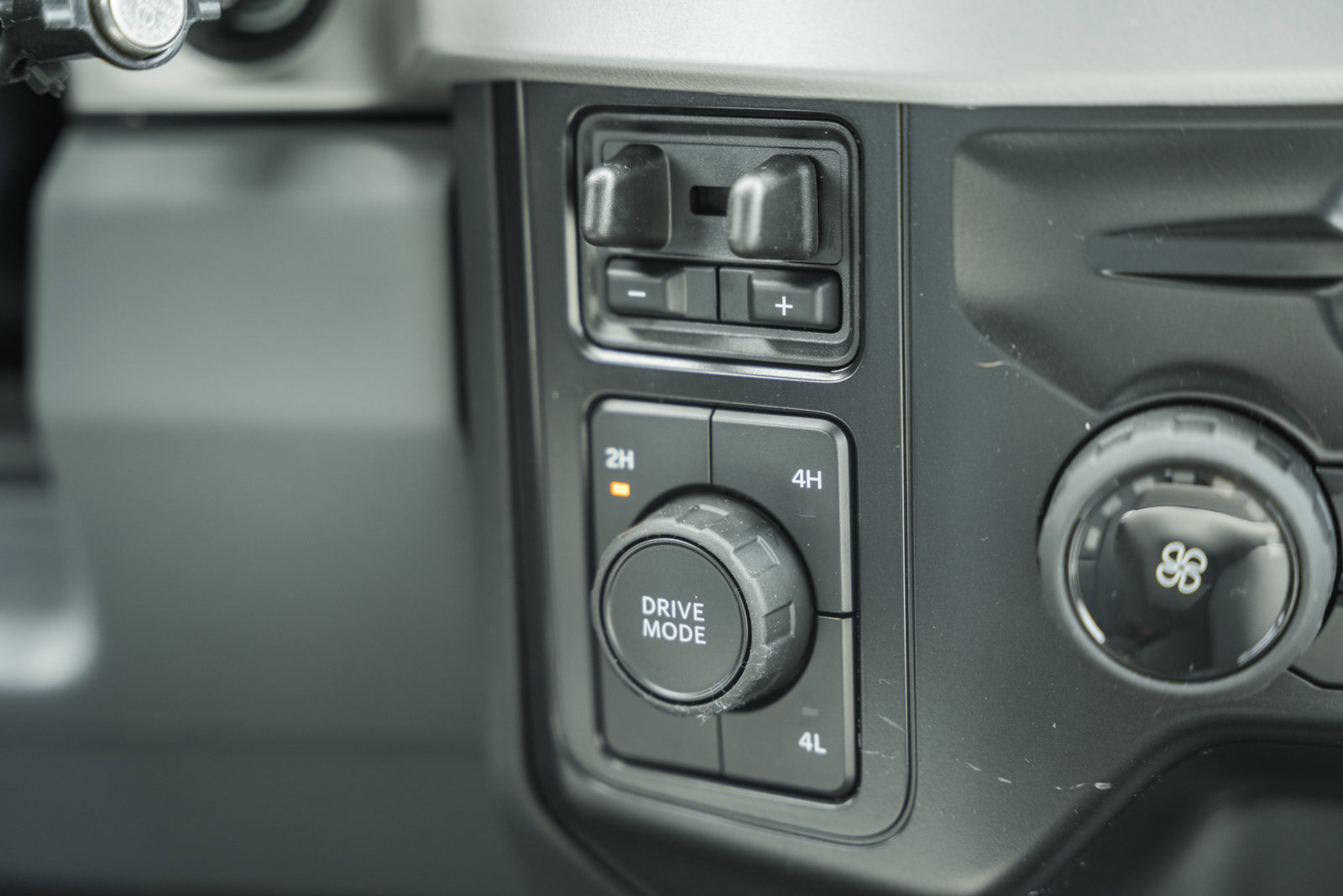 New 2026 Ford F350 XL image 30